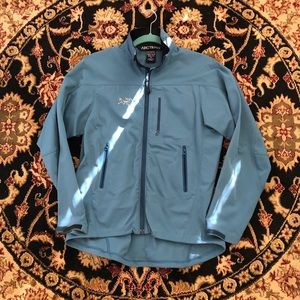 Preloved women’s ARC’TERYX layering zip-up Sz S